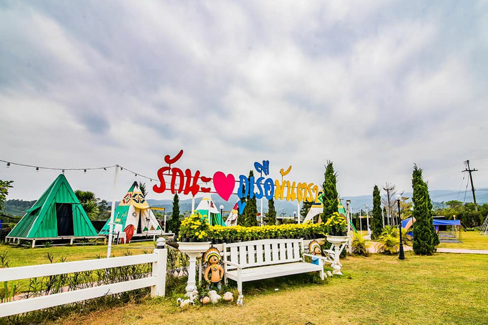 Phurua Mantra Hotel Экстерьер фото
